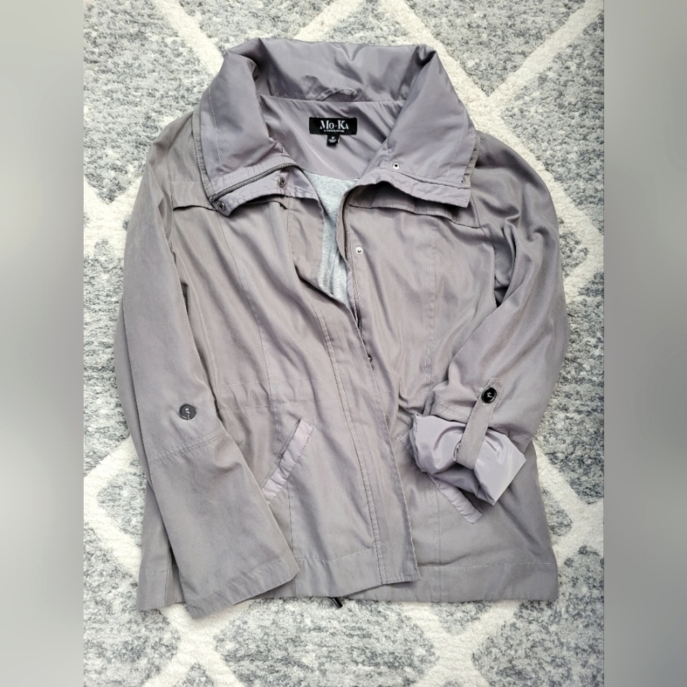 Lightweight Rain Jacket, Size Medium, Grey